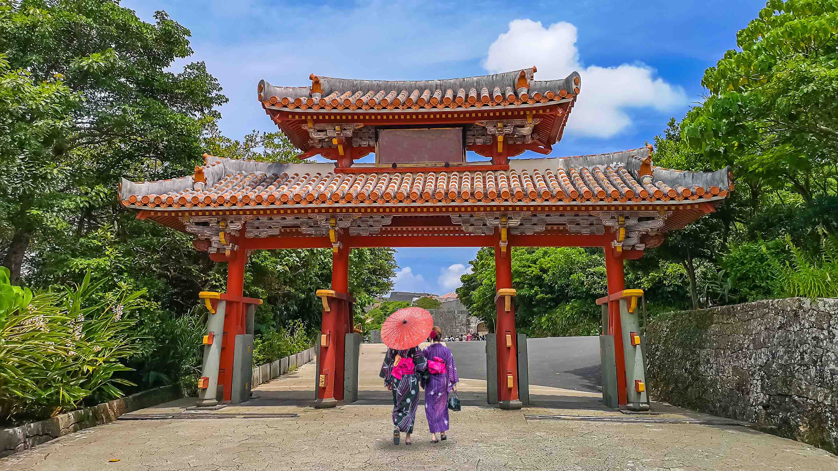 Conduire au Japon pendant la canicule 2026 : sécurité, itinéraires plus frais et préparation du voyage